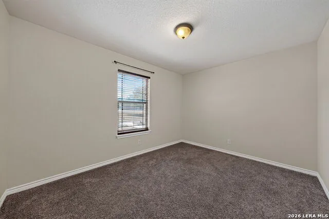 555 CIMARRON SQ Poteet, TX 78065