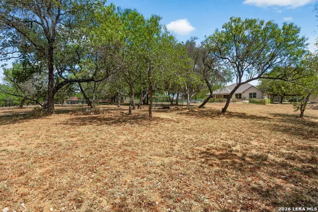 555 CIMARRON SQ Poteet, TX 78065
