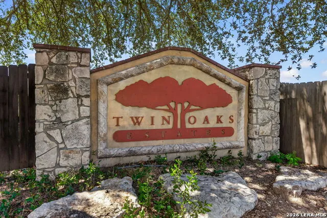 555 CIMARRON SQ Poteet, TX 78065