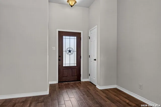 555 CIMARRON SQ Poteet, TX 78065