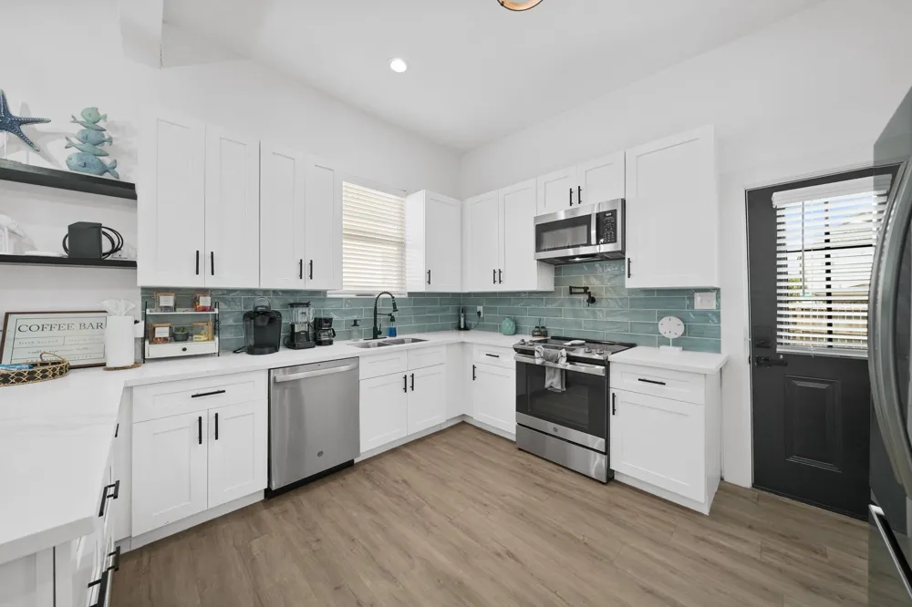 3124 Bernardo De Galvez Avenue Galveston, TX 77550