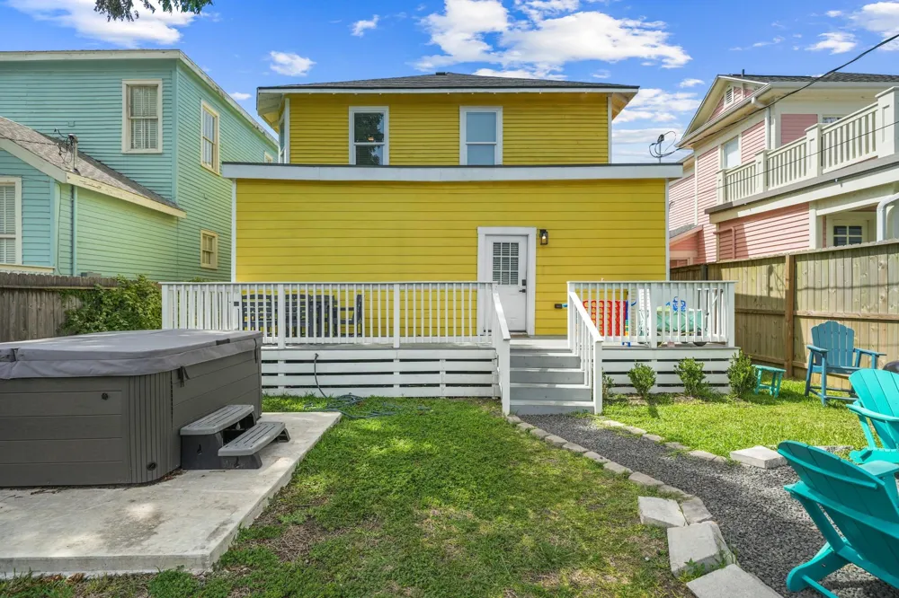 3124 Bernardo De Galvez Avenue Galveston, TX 77550