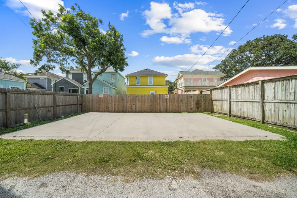 3124 Bernardo De Galvez Avenue Galveston, TX 77550