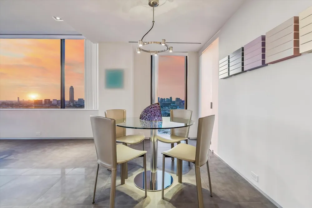 15 Greenway Plaza #29B Houston, TX 77046