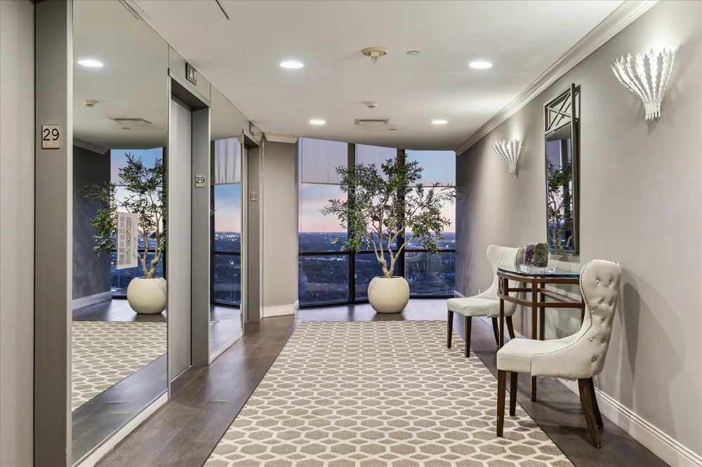 15 Greenway Plaza #29B Houston, TX 77046