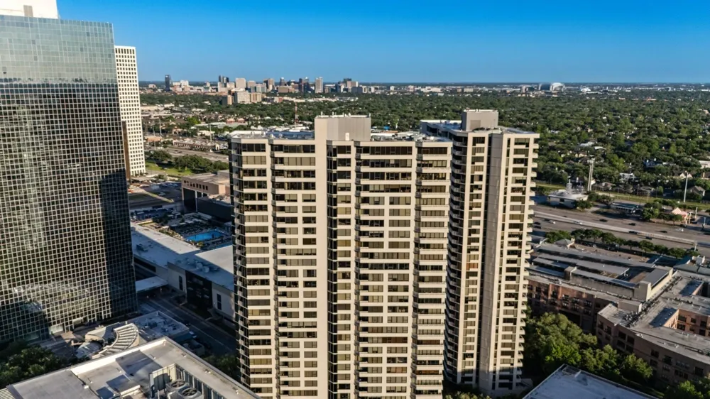 15 Greenway Plaza #29B Houston, TX 77046