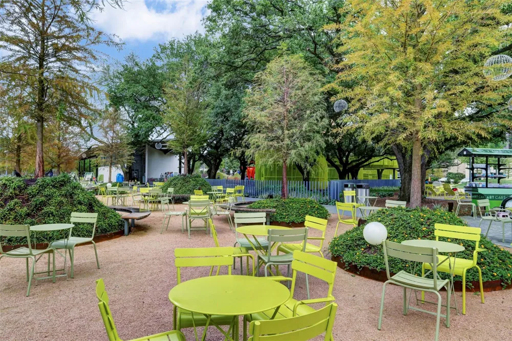 15 Greenway Plaza #29B Houston, TX 77046