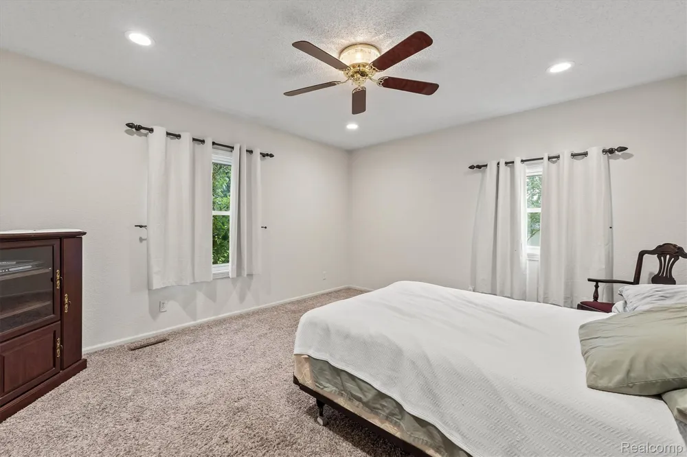 3553 State Road New Haven Township, MI 48867