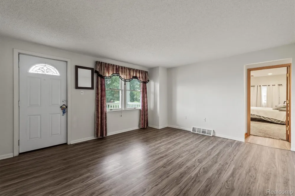 3553 State Road New Haven Township, MI 48867