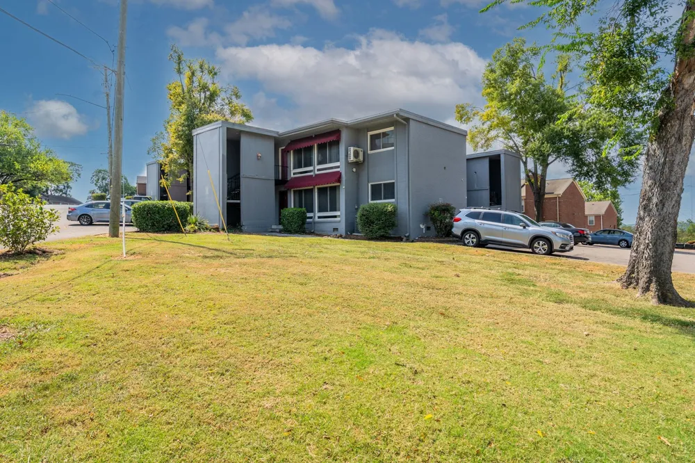 201 Acklen Park Dr #8 Nashville, TN 37203