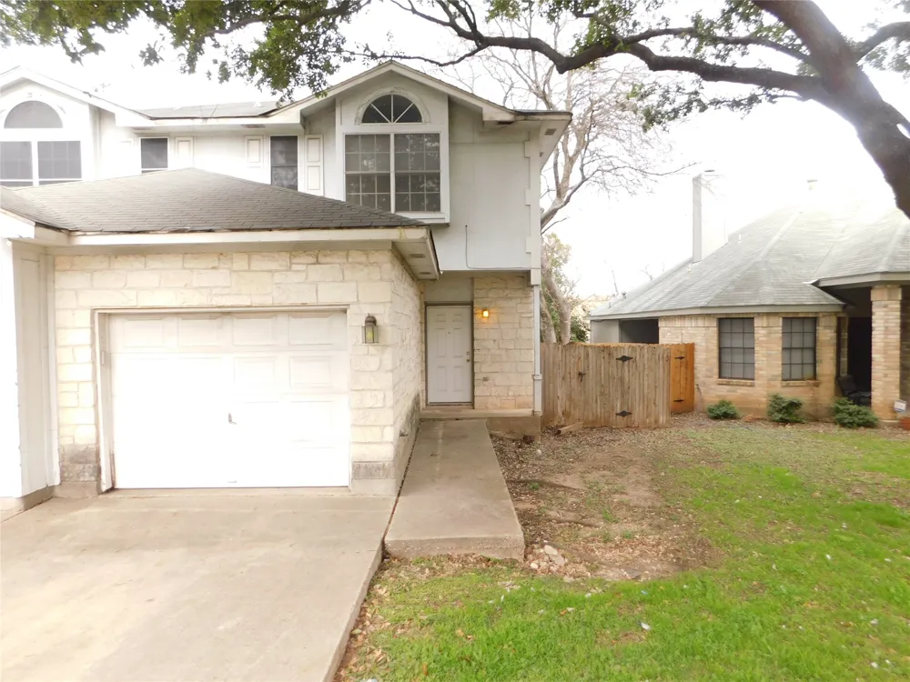 6726 Windrift Way #B Austin, TX 78745