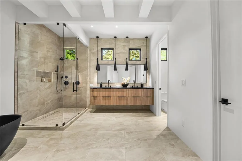 3566 Cantrell Road NE Atlanta, GA 30326
