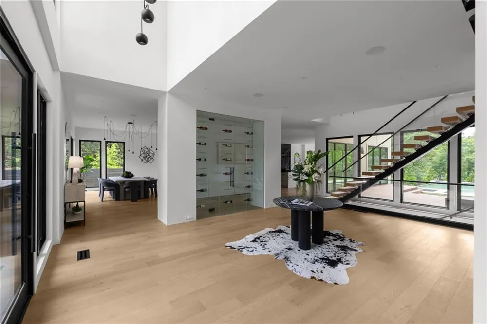3566 Cantrell Road NE Atlanta, GA 30326