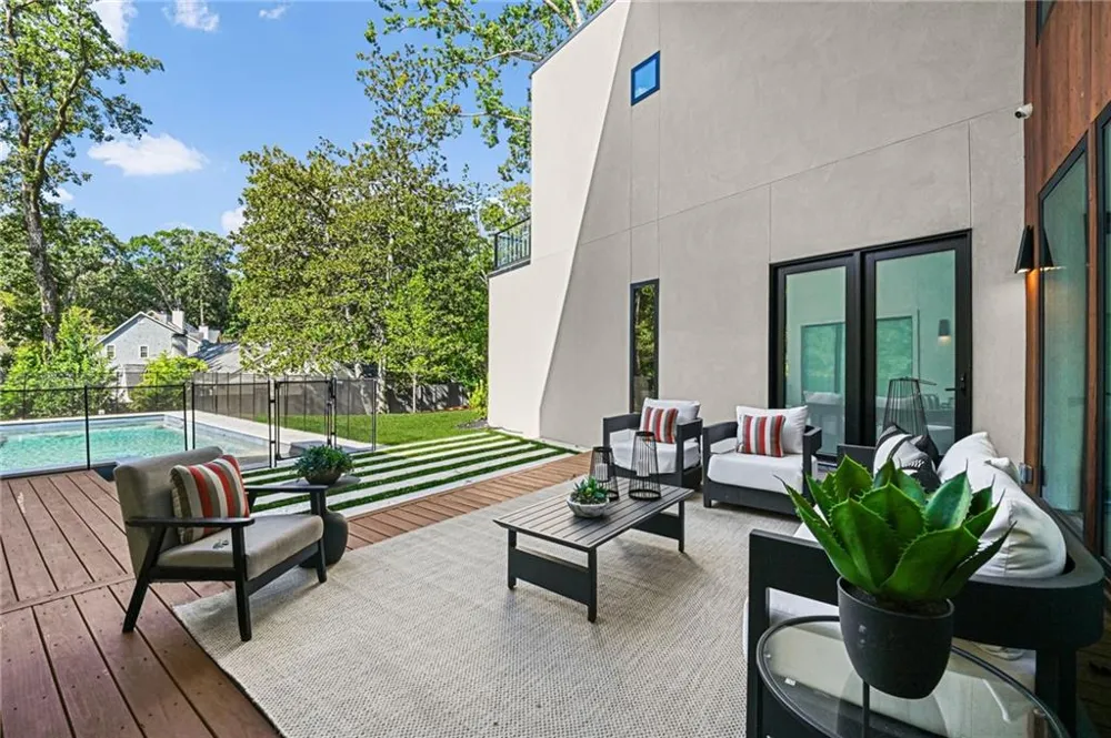 3566 Cantrell Road NE Atlanta, GA 30326
