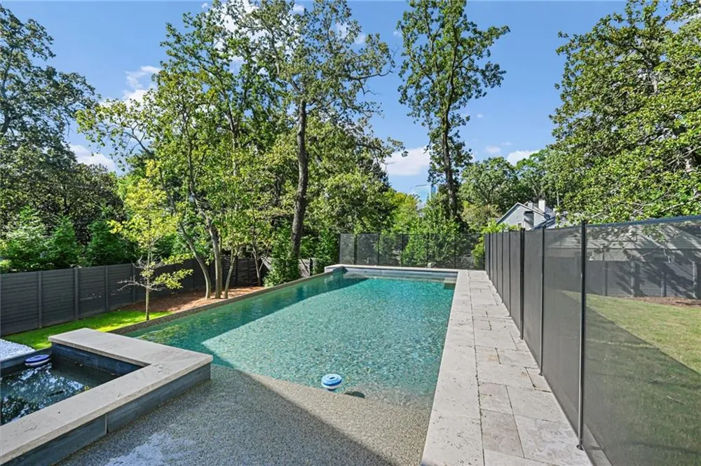 3566 Cantrell Road NE Atlanta, GA 30326