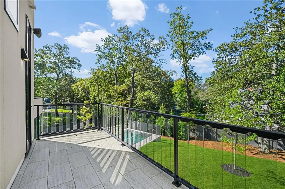 3566 Cantrell Road NE Atlanta, GA 30326