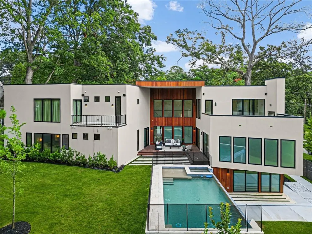 3566 Cantrell Road NE Atlanta, GA 30326