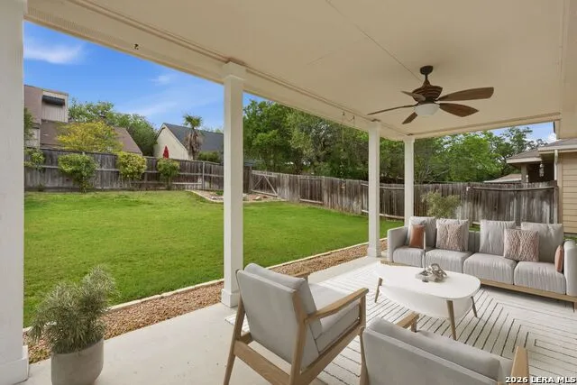 11815 Garden Gate San Antonio, TX 78213
