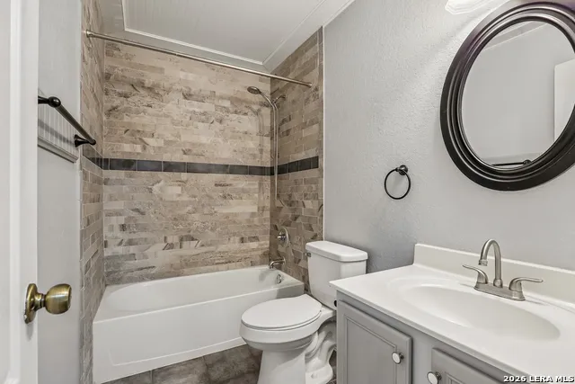 397 COPPER PATH DR New Braunfels, TX 78130