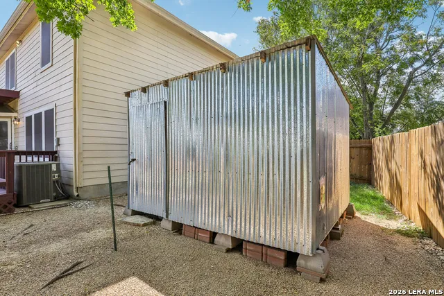 397 COPPER PATH DR New Braunfels, TX 78130