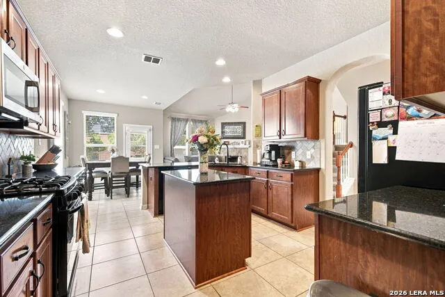 10727 NEWCROFT PL Helotes, TX 78023