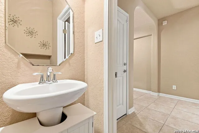 10727 NEWCROFT PL Helotes, TX 78023