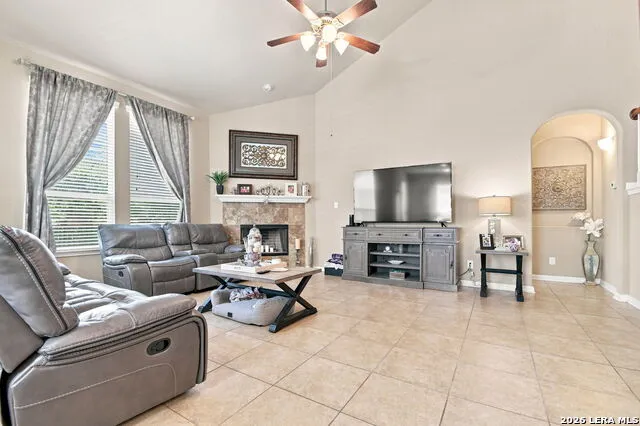 10727 NEWCROFT PL Helotes, TX 78023