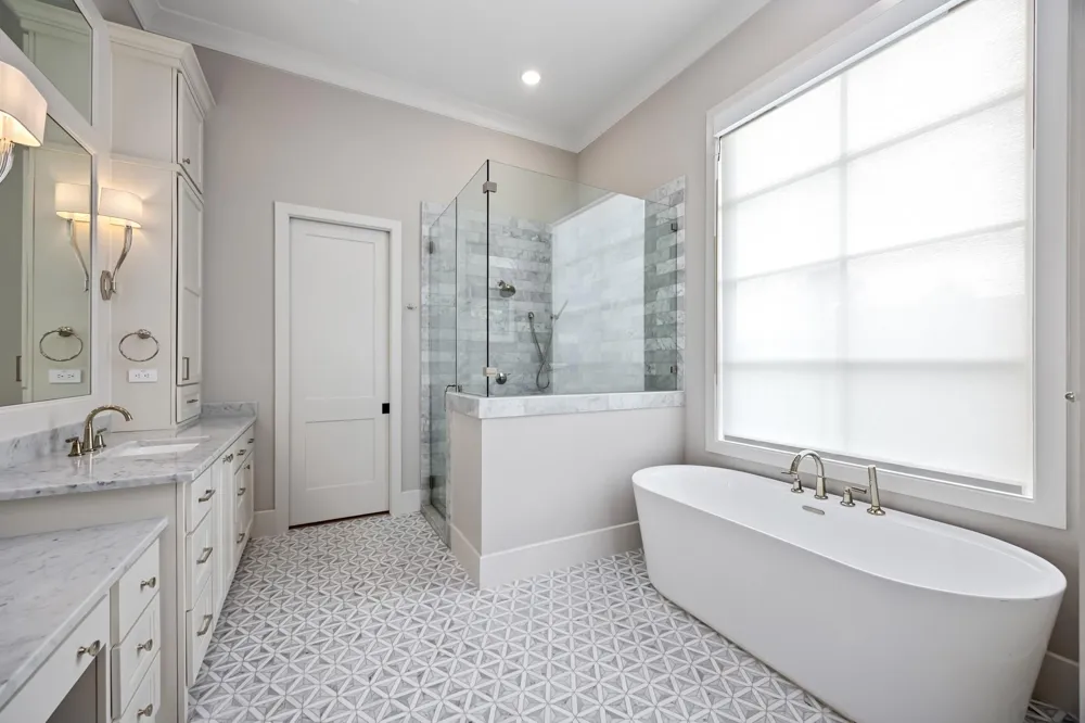 6822 E Warwick Lake Lane Spring, TX 77389
