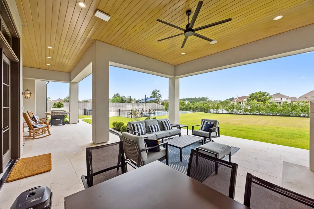6822 E Warwick Lake Lane Spring, TX 77389