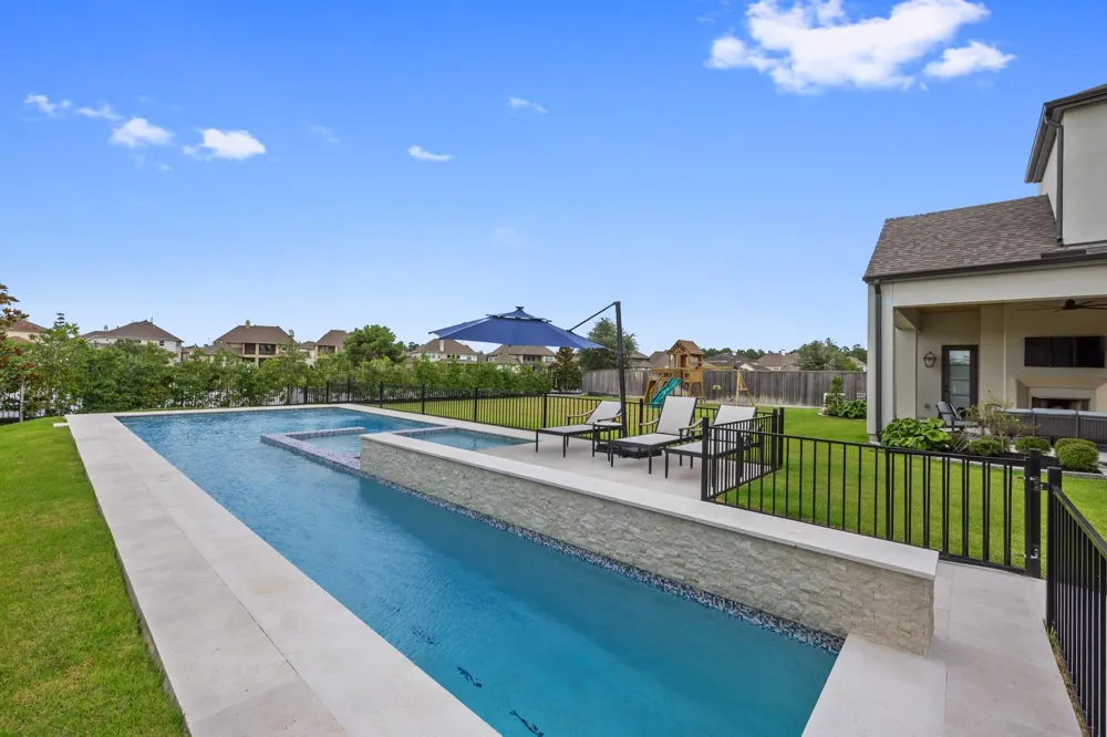 6822 E Warwick Lake Lane Spring, TX 77389