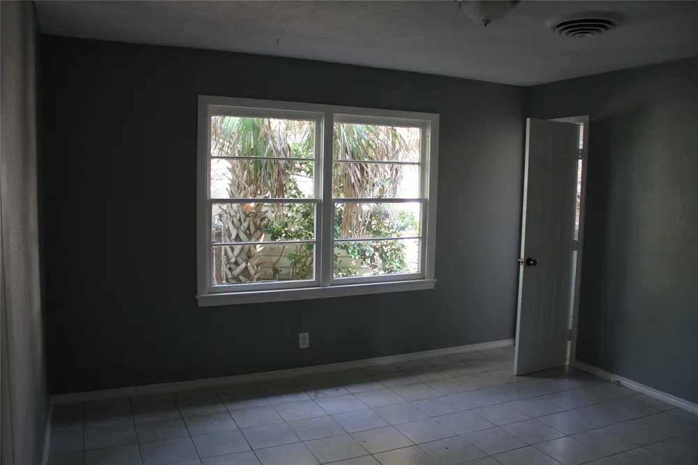 126 San Marino Drive Galveston, TX 77550