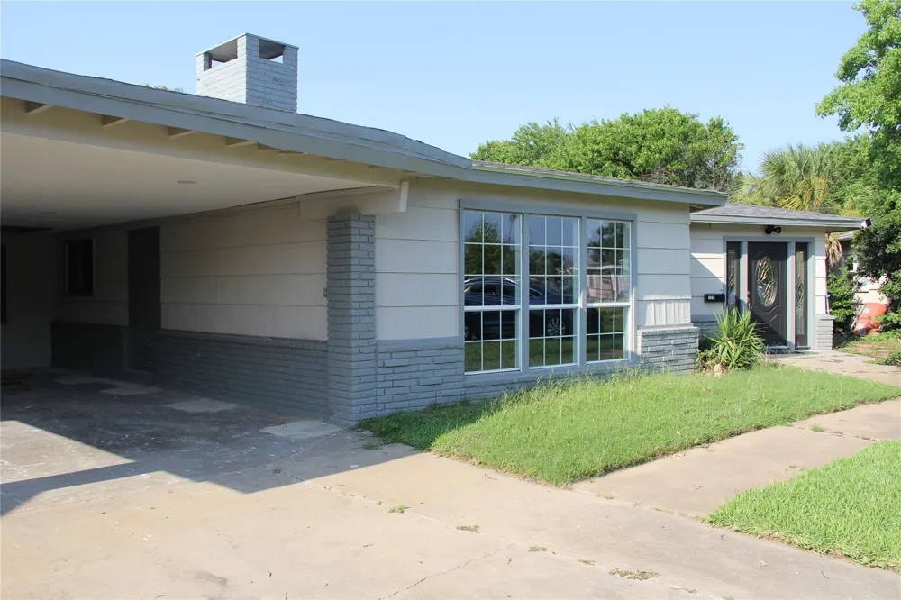 126 San Marino Drive Galveston, TX 77550