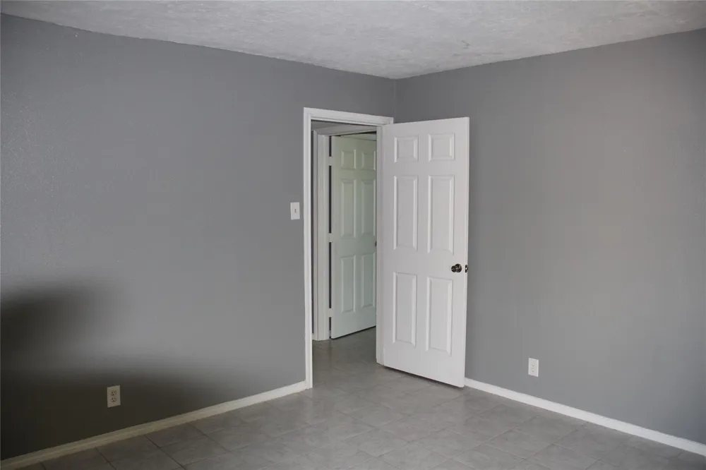 126 San Marino Drive Galveston, TX 77550