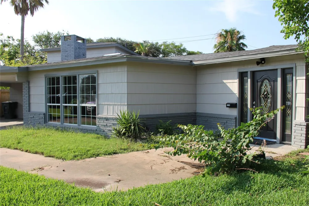 126 San Marino Drive Galveston, TX 77550