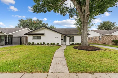 9206 Kapri Lane