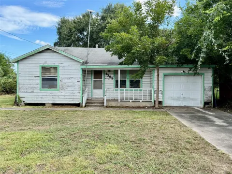 2305 Main Street