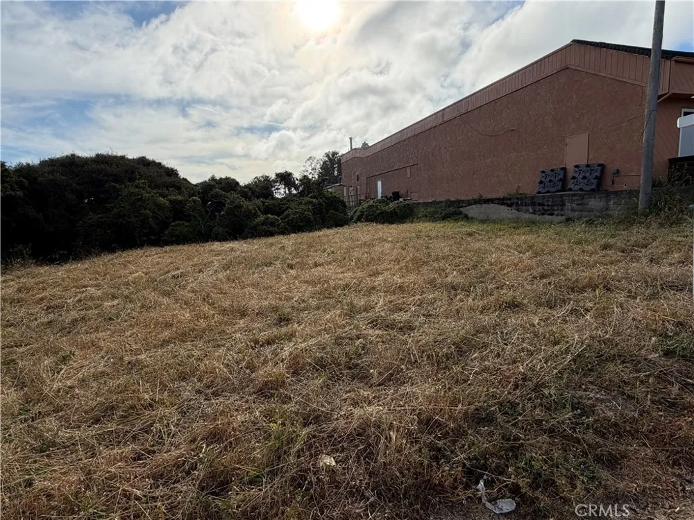 2050 9th Los Osos, CA 93402
