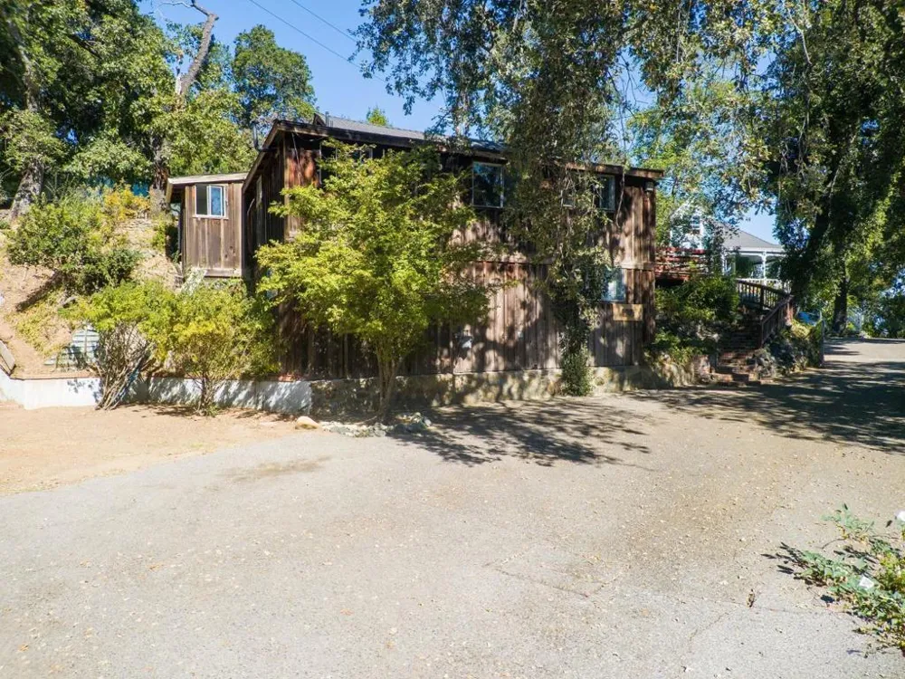 70 Reservoir Road Los Gatos, CA 95030