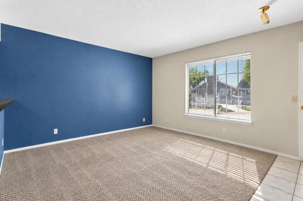 125 Pierpoint Circle Folsom, CA 95630