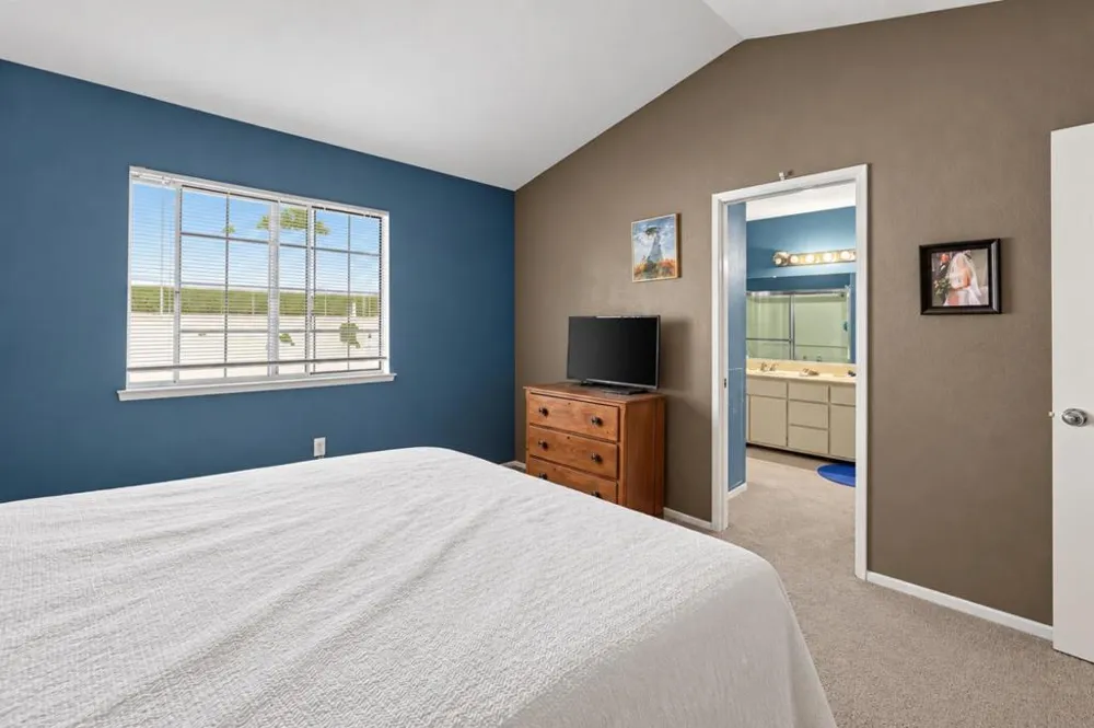 125 Pierpoint Circle Folsom, CA 95630