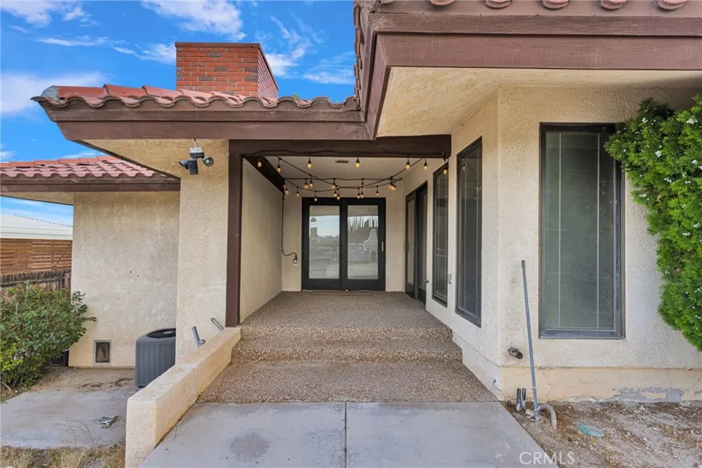 19924 Cronese Apple Valley, CA 92308