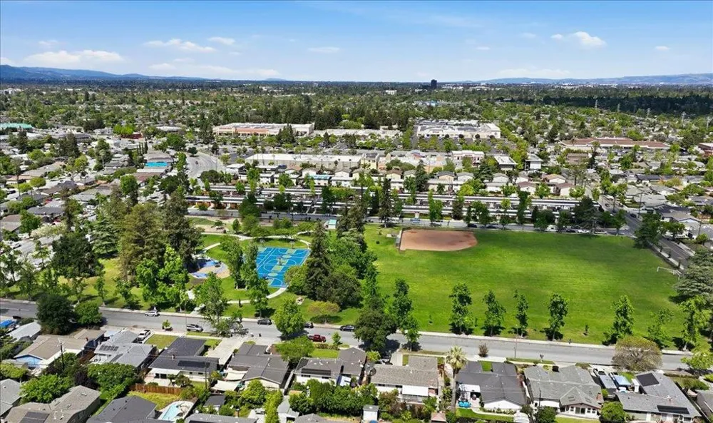 4295 Jan Way San Jose, CA 95124