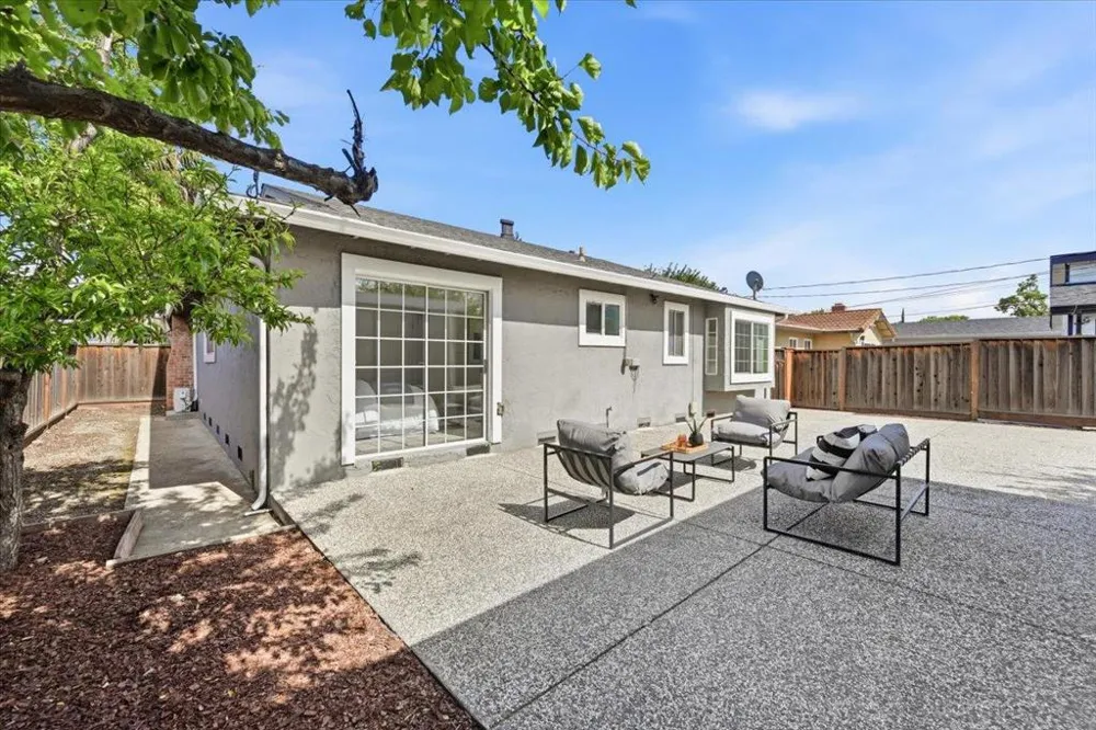 4295 Jan Way San Jose, CA 95124