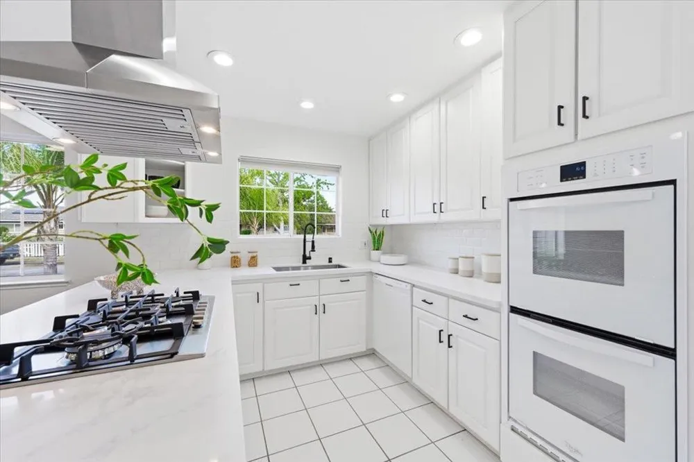 4295 Jan Way San Jose, CA 95124