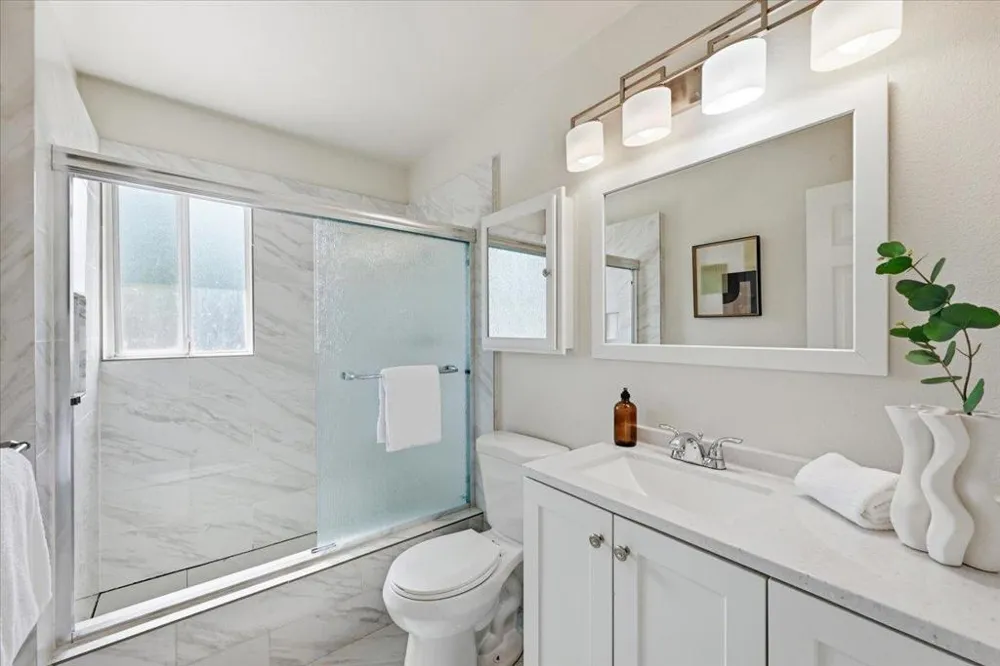 4295 Jan Way San Jose, CA 95124