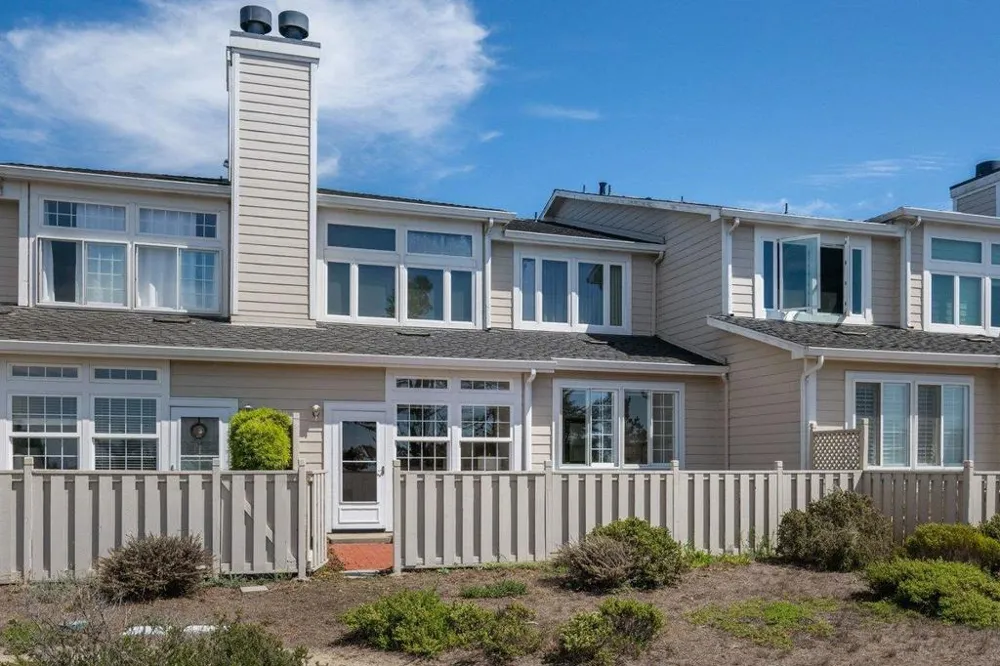 85 Outlook Circle Pacifica, CA 94044