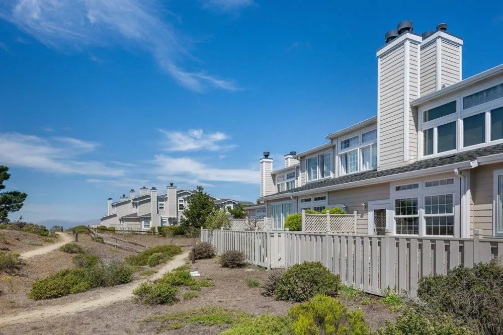 85 Outlook Circle Pacifica, CA 94044