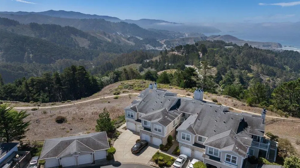 85 Outlook Circle Pacifica, CA 94044