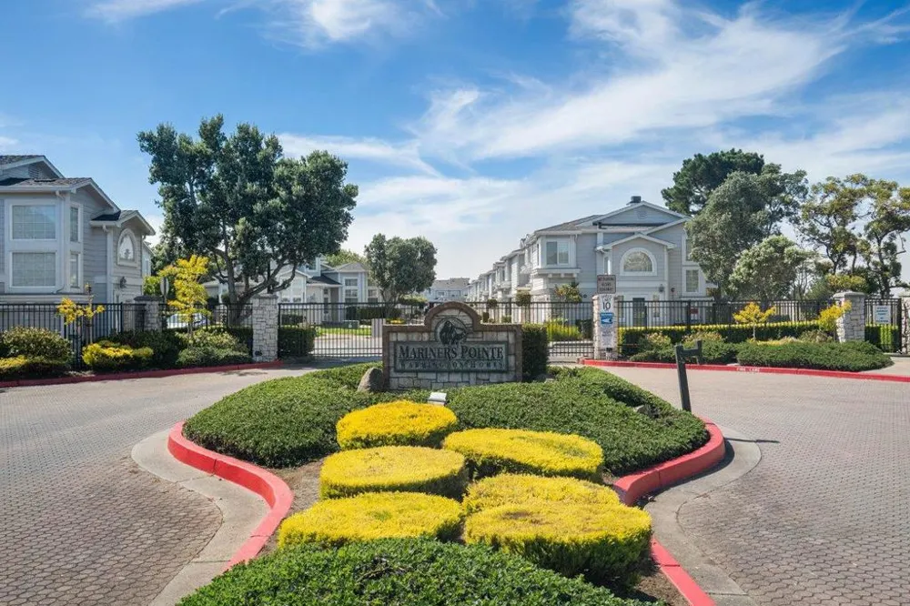 85 Outlook Circle Pacifica, CA 94044