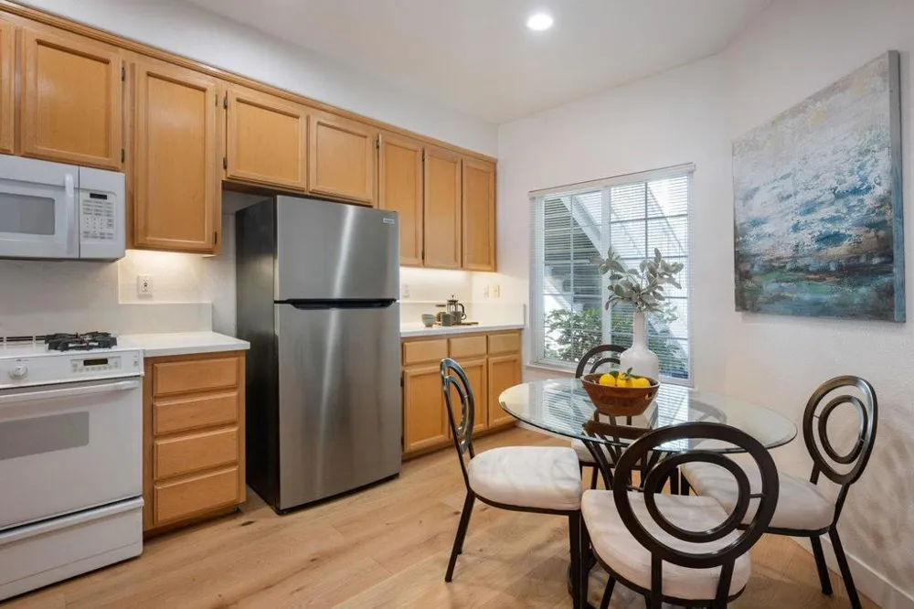 85 Outlook Circle Pacifica, CA 94044
